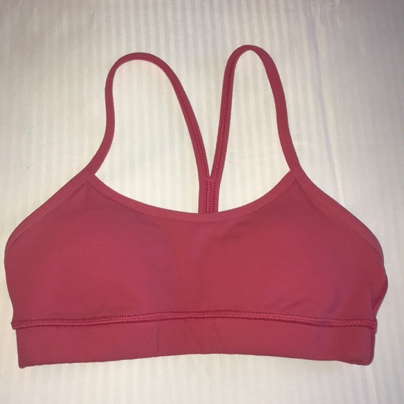 lululemon athletica Other - Lululemon Bra Size 2 with pads
